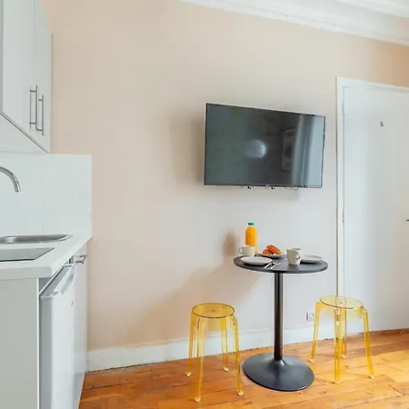 Apartamento Joli 2 Pieces Dans Un Beau Quartier De Paris-ii París